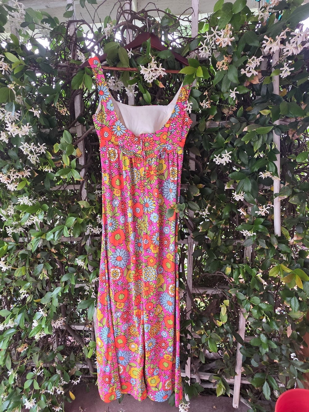 1960's Hollywood Set SIRENA OF CALIFORNIA Bright Floral Maxi Sundress - Picture 4 of 15